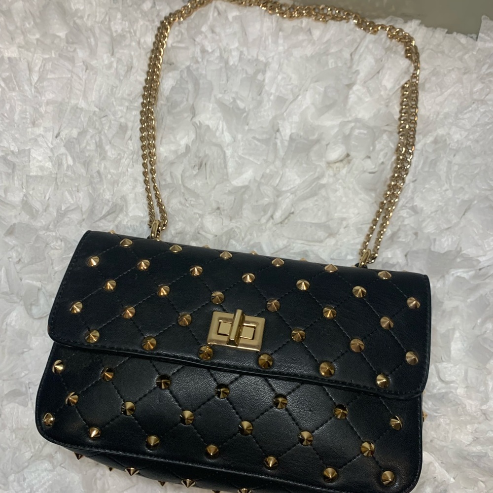 Black rockstud gold purse - Picture 2 of 7